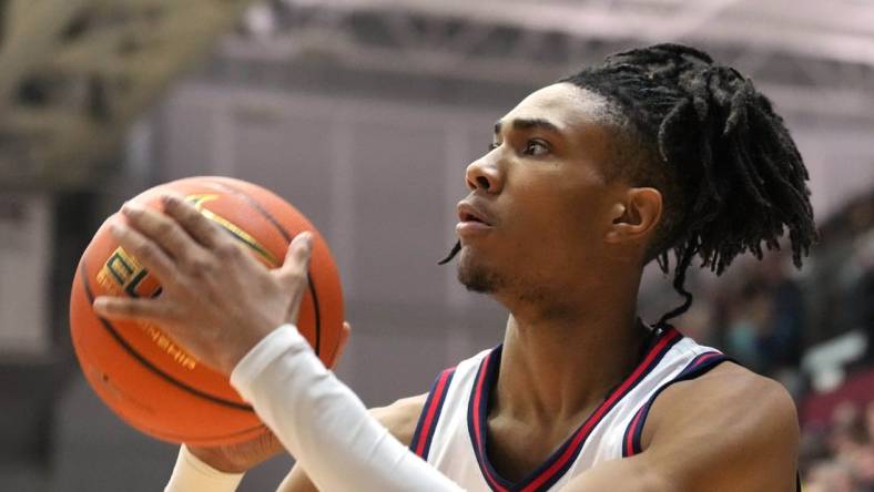 Jan 7, 2023; Santa Clara, California, USA; Gonzaga Bulldogs guard Hunter Sallis (5) shoots against the Santa Clara Broncos during the first half at Leavey Center. Mandatory Credit: Darren Yamashita-USA TODAY Sports