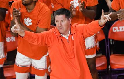 Jan 14, 2023; Clemson, South Carolina, USA; Clemson Head Coach Brad Brownell communicates with players during the first half at Littlejohn Coliseum. Mandatory Credit: Ken Ruinard-USA TODAY Sports