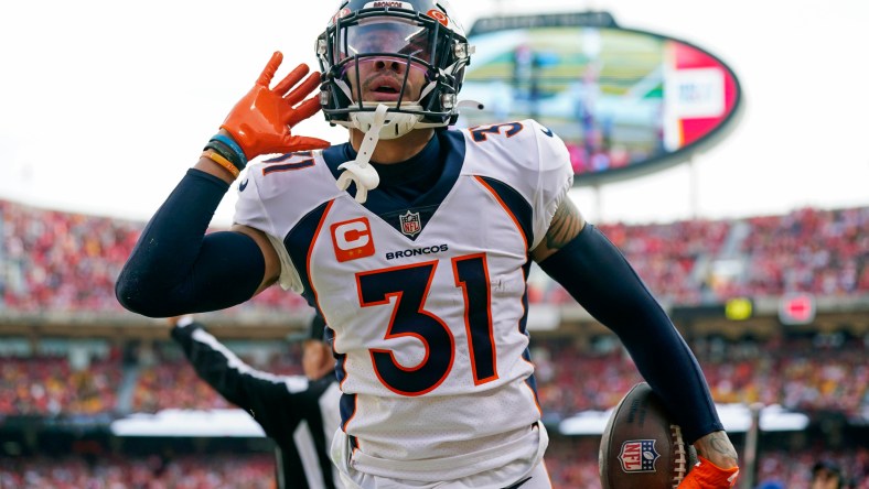 Denver Broncos Justin Simmons