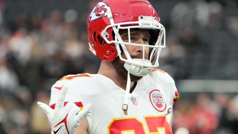 2022 NFL Pro Bowl Rosters Revealed: Rookies, Snubs, & MORE