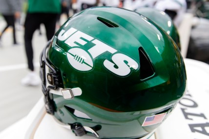 New York Jets will ‘scour the Earth’ for QB to replace Zach Wilson