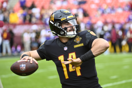 Washington Commanders make another QB switch, rookie Sam Howell gets Week 18 start