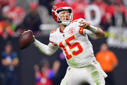After first-half ankle injury, Patrick Mahomes returns in third quarter vs Jaguars