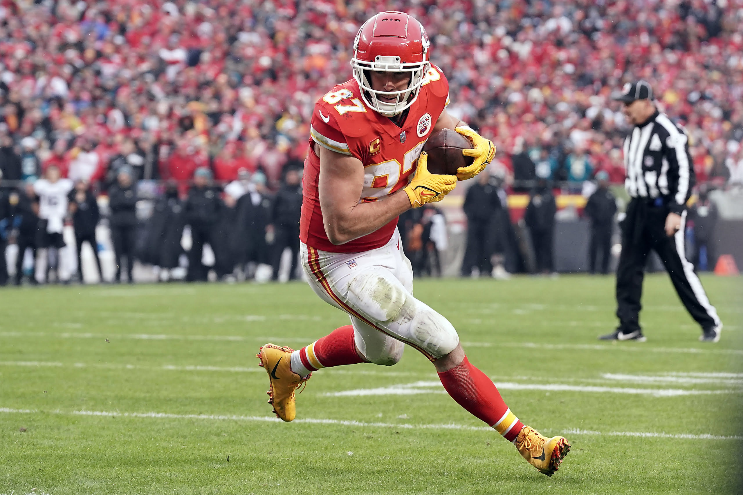 Travis Kelce active for Chiefs in AFC championship game despite