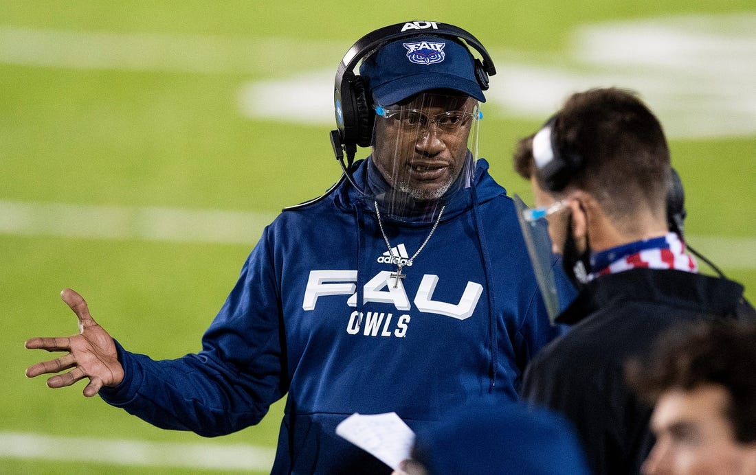 Florida Atlantic coach Willie Taggart coaches against Memphis in the Montgomery Bowl held at Cramton Bowl in Montgomery, Ala., on Wednesday December 23, 2020.

Mgm44