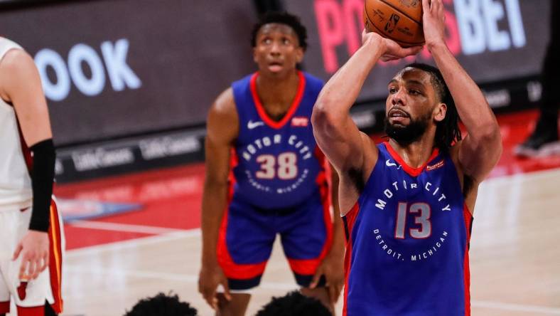 Jahlil Okafor attempts a free throw during the first half at Little Caesars Arena in Detroit on Sunday, May 16, 2021.