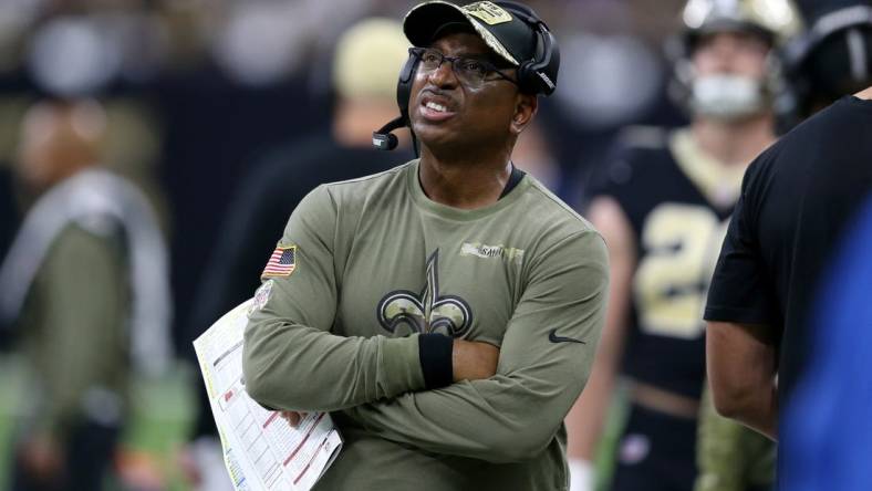 Nov 7, 2021; New Orleans, Louisiana, USA; New Orleans Saints assistant coach Curtis Johnson during the second quarter against the Atlanta Falcons at the Caesars Superdome. Mandatory Credit: Chuck Cook-USA TODAY Sports