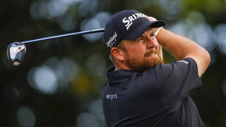 Feb 27, 2022; Palm Beach Gardens, Florida, USA; Shane Lowry plays his shot from the 14th tee during the final round of The Honda Classic golf tournament. Mandatory Credit: Sam Navarro-USA TODAY Sports