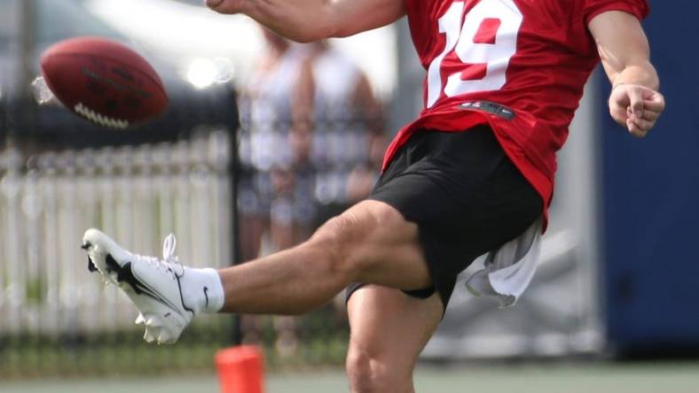 Punter Matt Araiza sends one downfield on the opening day of the Buffalo Bills training camp at St. John Fisher University in Rochester Sunday, July 24, 2022.

Sd 072422 Bills Camp 17 Spts