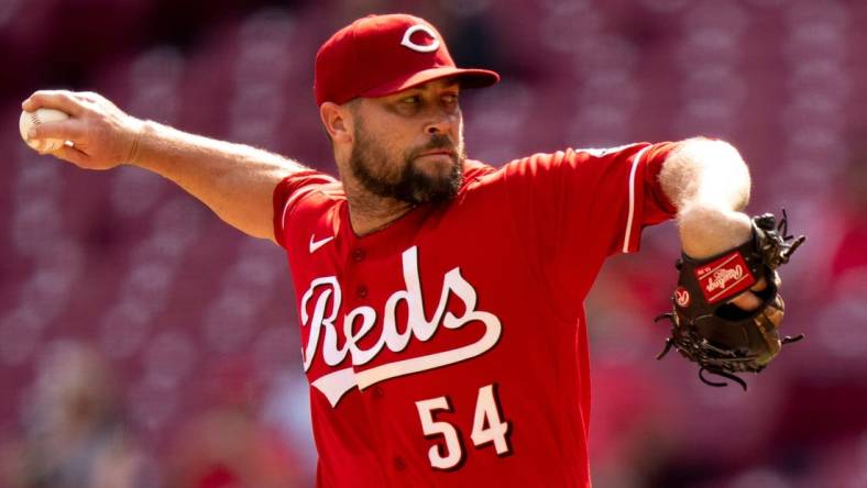 Cincinnati Reds relief pitcher Hunter Strickland (54) throws a pitch in the ninth inning of the MLB Baseball game between the Cincinnati Reds and the Pittsburgh Pirates at Great American Ball Park in Cincinnati on Tuesday, Sept. 13, 2022.

Pittsburgh Pirates At Cincinnati Reds 0867