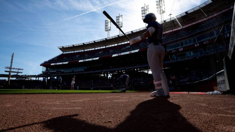 Chicago Cubs right fielder Seiya Suzuki (27) prepares to bat in the first inning of the MLB game between the Cincinnati Reds and the Chicago Cubs at Great American Ball Park in Cincinnati on Wednesday, Oct. 5, 2022.

Chicago Cubs At Cincinnati Reds 119