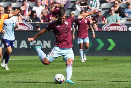 Oct 1, 2022; Commerce City, Colorado, USA; Colorado Rapids forward Diego Rubio (11) in the first half against FC Dallas at Dick's Sporting Goods Park. Mandatory Credit: Ron Chenoy-USA TODAY Sports
