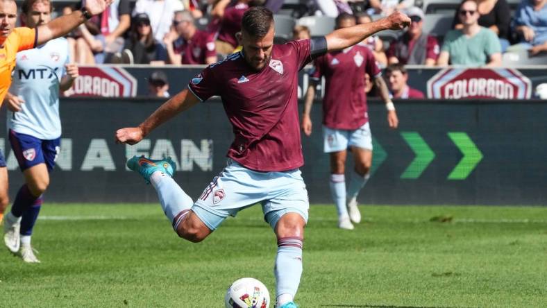 Oct 1, 2022; Commerce City, Colorado, USA; Colorado Rapids forward Diego Rubio (11) in the first half against FC Dallas at Dick's Sporting Goods Park. Mandatory Credit: Ron Chenoy-USA TODAY Sports