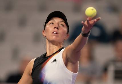 Nov 2, 2022; Forth Worth, TX, USA; Jessica Pegula (USA) tosses the ball to serve during her match against Ons Jabeur (TUN) on day three of the WTA Finals at Dickies Arena. Mandatory Credit: Susan Mullane-USA TODAY Sports