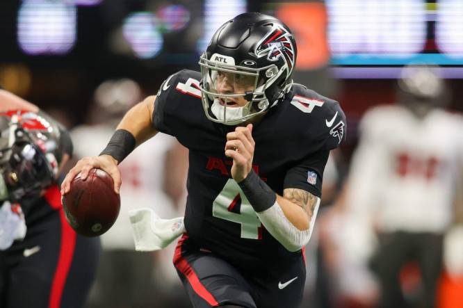 Falcons owner 'very excited' about QB Desmond Ridder