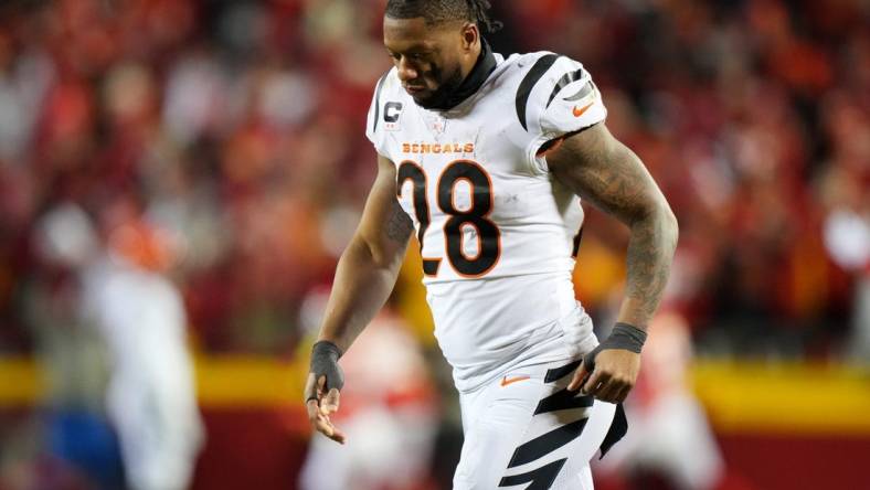 Cincinnati Bengals running back Joe Mixon (28) jogs off the field at the conclusion of the AFC championship NFL game between the Cincinnati Bengals and the Kansas City Chiefs, Sunday, Jan. 29, 2023, at GEHA Field at Arrowhead Stadium in Kansas City, Mo. The Kansas City Chiefs lead the Cincinnati Bengals, 13-6, at halftime.

Cincinnati Bengals At Kansas City Chiefs Afc Championship Jan 29 0301