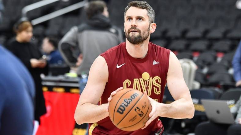 Feb 6, 2023; Washington, District of Columbia, USA; Cleveland Cavaliers forward Kevin Love (0) warms up before the game between the Washington Wizards and the Cleveland Cavaliers at Capital One Arena. Mandatory Credit: Brad Mills-USA TODAY Sports