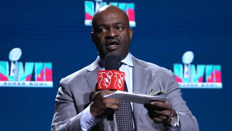 Feb 8, 2023; Phoenix, AZ, USA; NFL Players Association executive director DeMaurice Smith speaks during the NFLPA press conference at the Phoenix Convention Center. Mandatory Credit: Kirby Lee-USA TODAY Sports