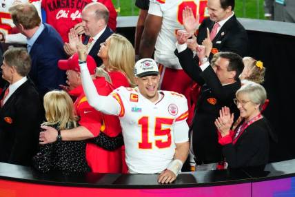 Kansas City Chiefs quarterback Patrick Mahomes (15) waves to the crowd after defeating the Philadelphia Eagles in Super Bowl LVII at State Farm Stadium in Glendale on Feb. 12, 2023.

Nfl Super Bowl Lvii Kansas City Chiefs Vs Philadelphia Eagles