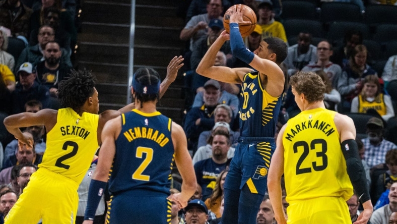 Jazz hold on for win over slumping Pacers