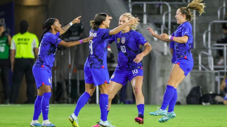 Mallory Swanson Lifts USWNT Past Canada In SheBelieves Cup