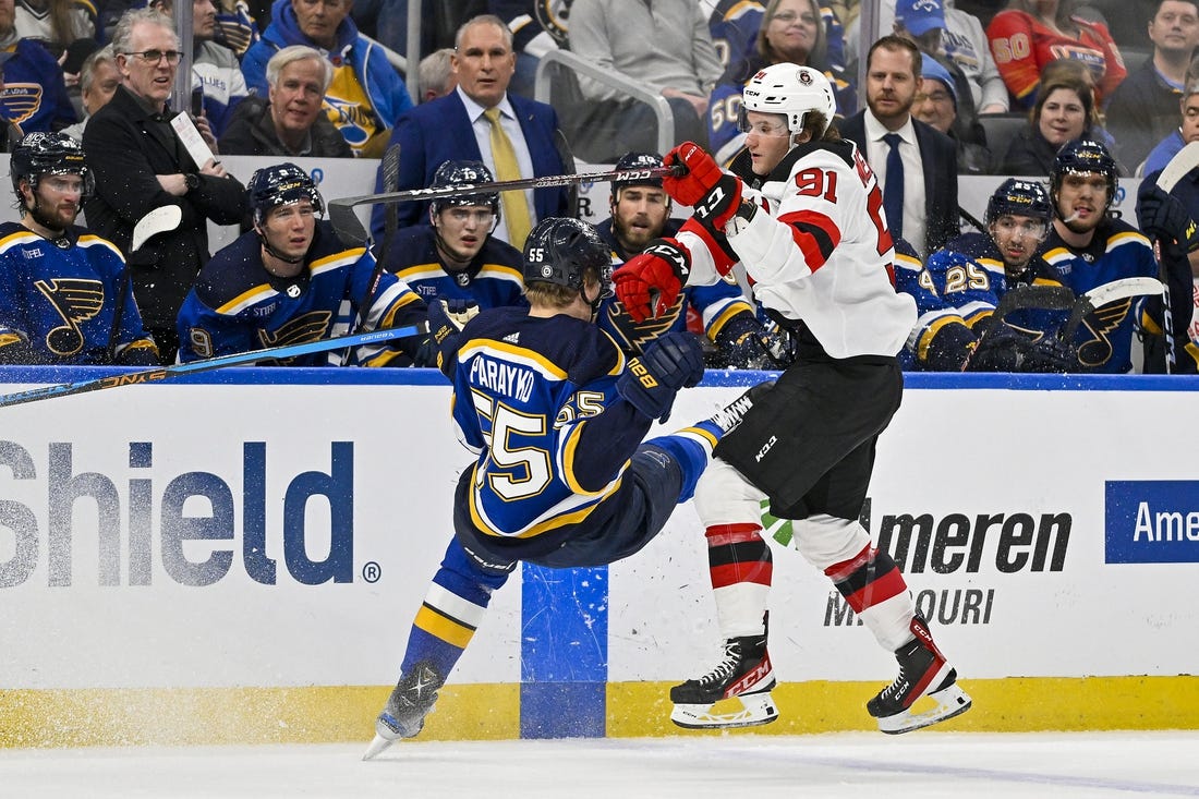 Blues extend winning streak to 3 by knocking off Devils - The Rink Live   Comprehensive coverage of youth, junior, high school and college hockey