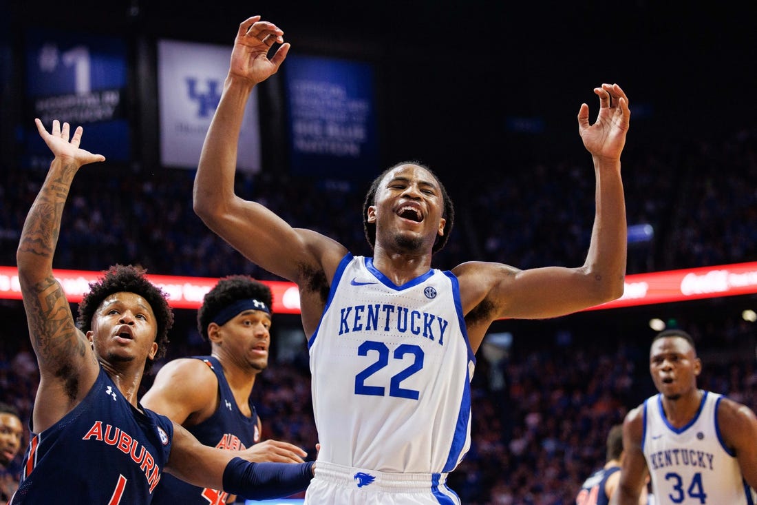 Kentucky returns to AP poll; top 5 unchanged