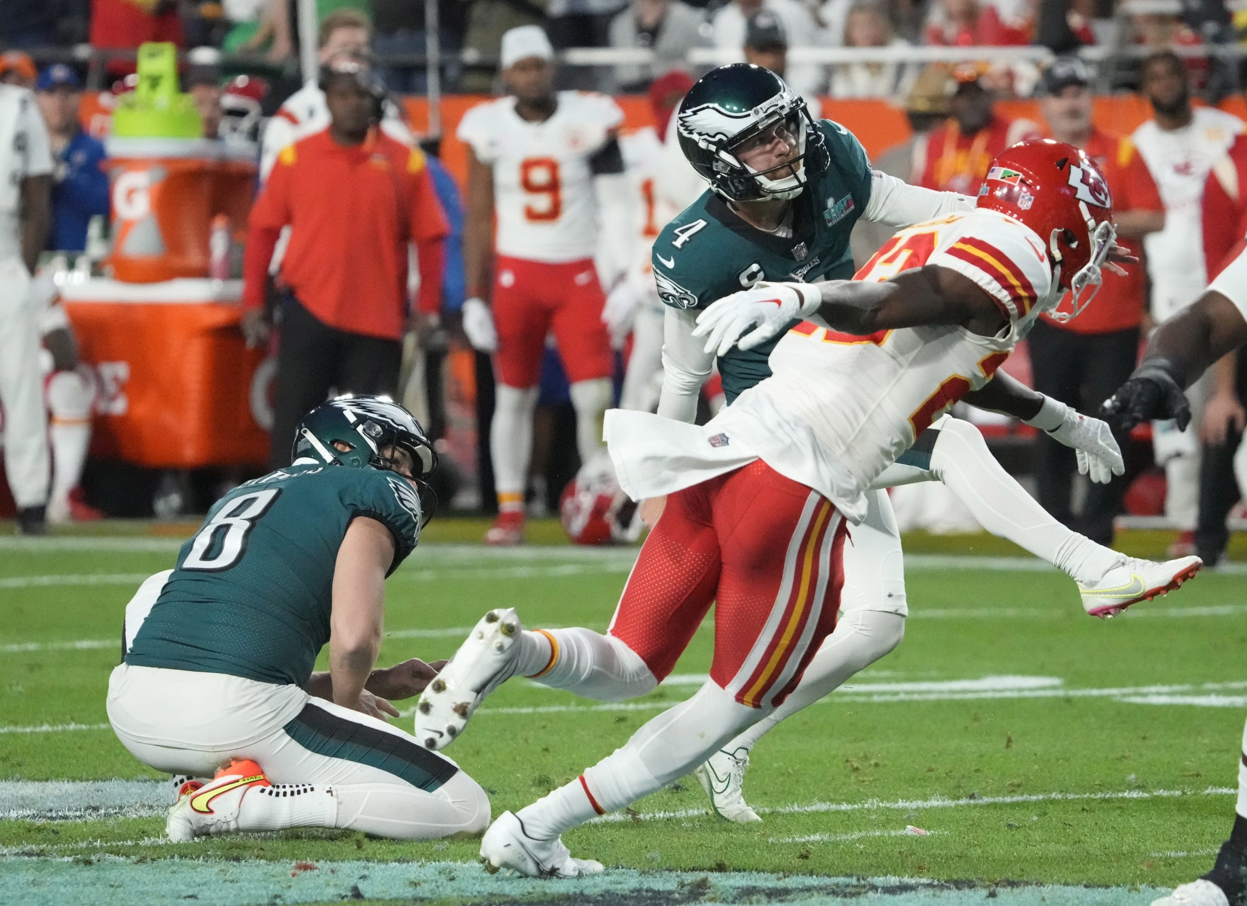 Meet the Groundskeeper Who Has Worked Every Super Bowl