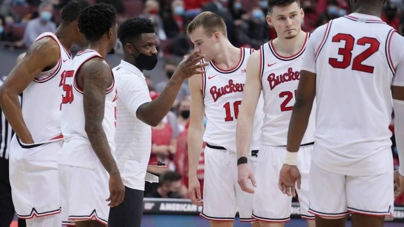 Assistant Coach Tony Skinn during the first half of the Ohio State vs. Penn State men's basketball game Sunday, January 16, 2022 at the Value City Arena in the Schottenstein Center.

Ceb Osumb 0116