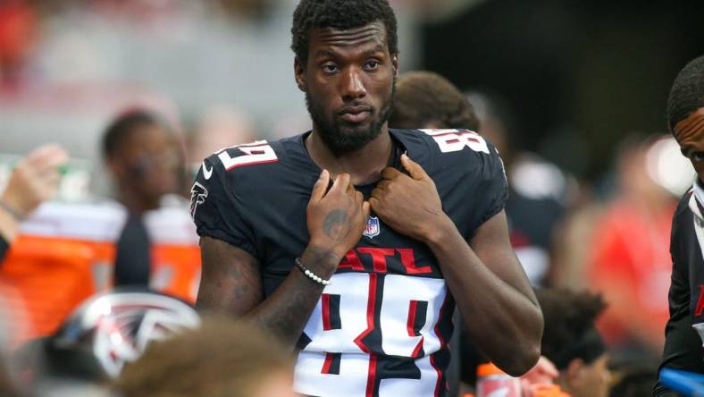 Aug 27, 2022; Atlanta, Georgia, USA; Atlanta Falcons wide receiver Bryan Edwards (89) on the sideline against the Jacksonville Jaguars in the first half at Mercedes-Benz Stadium. Mandatory Credit: Brett Davis-USA TODAY Sports