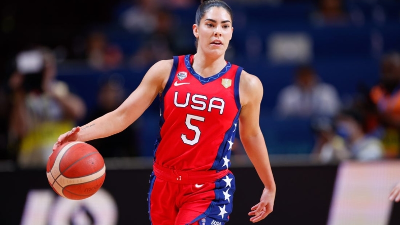 OCT 1, 2022; Sydney, AUS; Kelsey Plum (5) carries a ball in second quarter of FIBA Women's World Cup final against China at Sydney SuperDome. Mandatory Credit: Yukihito Taguchi-USA TODAY Sports