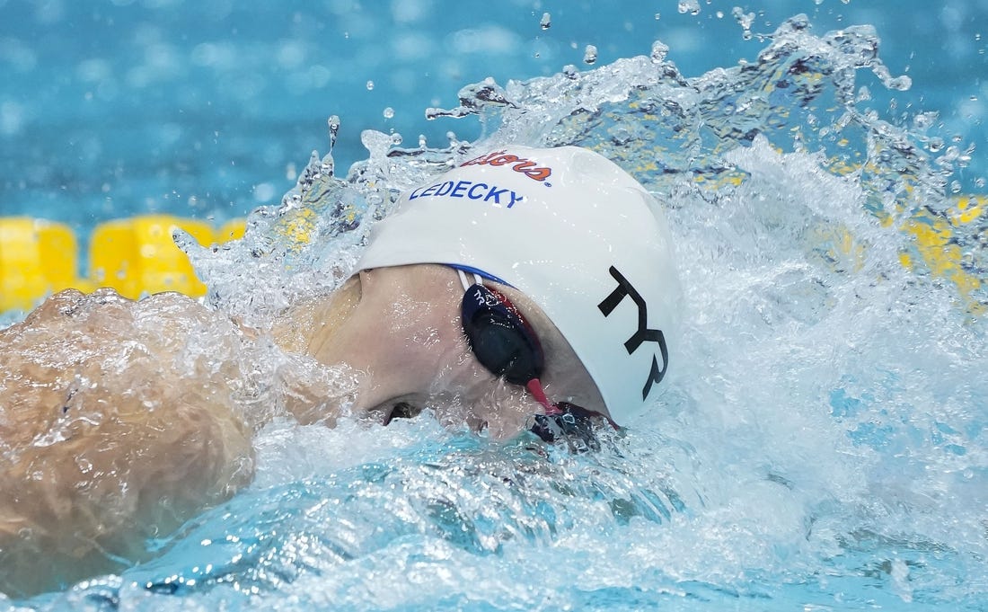 Nov 5, 2022; Indianapolis, Indiana, USA; Katie Ledecky (USA) competes in the 800 meter freestyle swim during the FINA Swimming World Cup finals at Indiana University Natatorium. Mandatory Credit: Grace Hollars/The Indianapolis Star via USA TODAY NETWORK