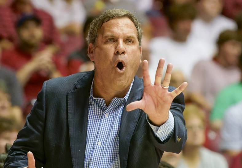 Nov 7, 2022; Tuscaloosa, Alabama, USA; Longwood Lancers head coach Griff Aldrich reacts during first half at Coleman Coliseum. Mandatory Credit: Marvin Gentry-USA TODAY Sports