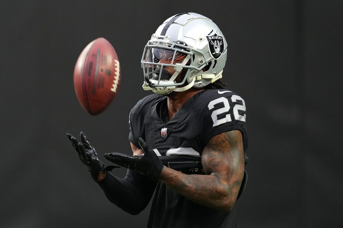 Jan 1, 2023; Paradise, Nevada, USA; Las Vegas Raiders running back Ameer Abdullah (22) warms up before a game against the San Francisco 49ers at Allegiant Stadium. Mandatory Credit: Stephen R. Sylvanie-USA TODAY Sports