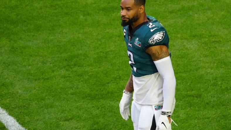 Philadelphia Eagles cornerback Darius Slay (2) warms up before playing against the Kansas City Chiefs in Super Bowl LVII at State Farm Stadium in Glendale on Feb. 12, 2023.

Nfl Super Bowl Lvii Kansas City Chiefs Vs Philadelphia Eagles