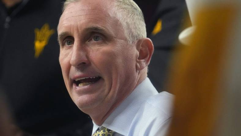 Feb 18, 2023; Tempe, Arizona, USA; ASU Sun Devil head coach Bobby Hurley talks to his team during a timeout in their game against the Utah Utes at Desert Financial Arena.

Basketball Utah Asu Mbb Utah At Arizona State