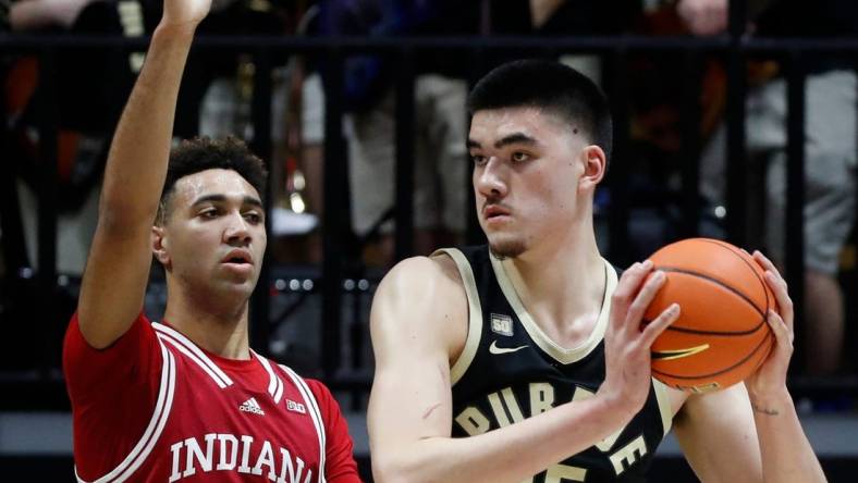 Indiana Hoosiers forward Trayce Jackson-Davis (23) defends Purdue Boilermakers center Zach Edey (15) during the NCAA men   s basketball game, Saturday, Feb. 25, 2023, at Mackey Arena in West Lafayette, Ind. Indiana Hoosiers won 79-71.

Purdueiumbb022523 Am308