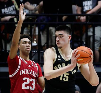 Indiana Hoosiers forward Trayce Jackson-Davis (23) defends Purdue Boilermakers center Zach Edey (15) during the NCAA men   s basketball game, Saturday, Feb. 25, 2023, at Mackey Arena in West Lafayette, Ind. Indiana Hoosiers won 79-71.

Purdueiumbb022523 Am308