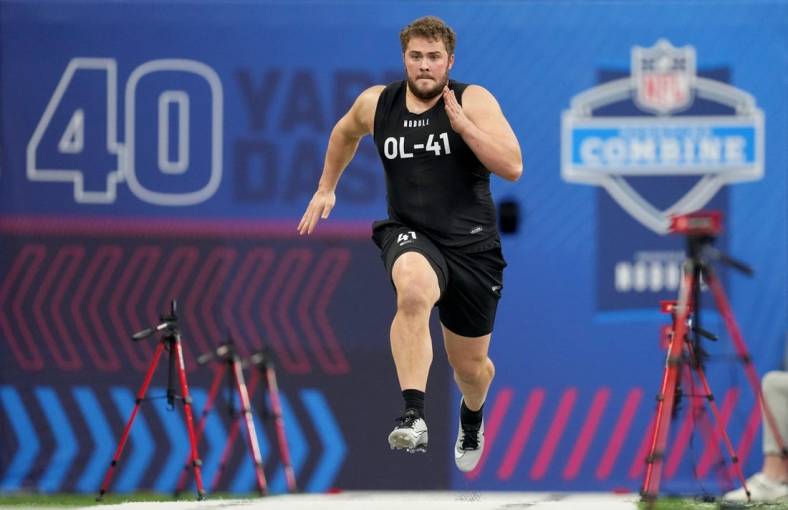 Mar 5, 2023; Indianapolis, IN, USA; Northwestern offensive lineman Peter Skoronski (OL41) during the NFL Scouting Combine at Lucas Oil Stadium. Mandatory Credit: Kirby Lee-USA TODAY Sports