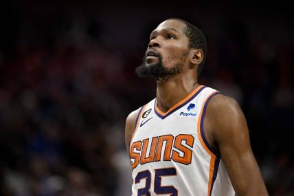 Mar 5, 2023; Dallas, Texas, USA; Phoenix Suns forward Kevin Durant (35) during the game between the Dallas Mavericks and the Phoenix Suns at the American Airlines Center. Mandatory Credit: Jerome Miron-USA TODAY Sports