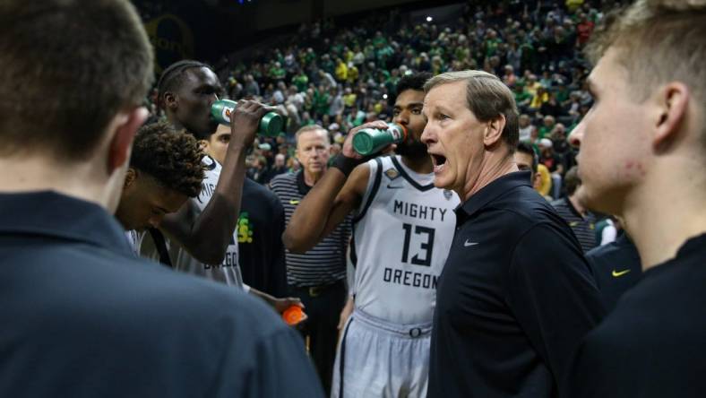 Oregon head coach Dana Altman talks to his players as the Oregon Ducks host Wisconsin in the quarterfinal round of the NIT Tuesday, March 21, 2023 at Matthew Knight Arena in Eugene, Ore.

Ncaa Basketball Wisconsin At Oregon Mbb Nit Wisconsin At Oregon