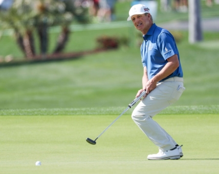 David Toms coaxes in a putt on the 18th hole to take the outright lead during the Galleri Classic at Mission Hills Country Club in Rancho Mirage, March 24, 2023.

Galleri Classic Friday 41