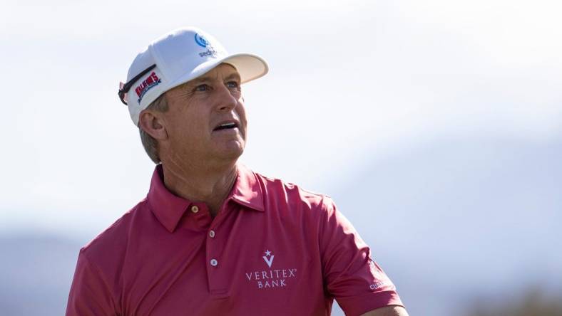 David Toms tees off on 18 during the second round of the Galleri Classic in Rancho Mirage, Calif., Saturday, March 25, 2023.