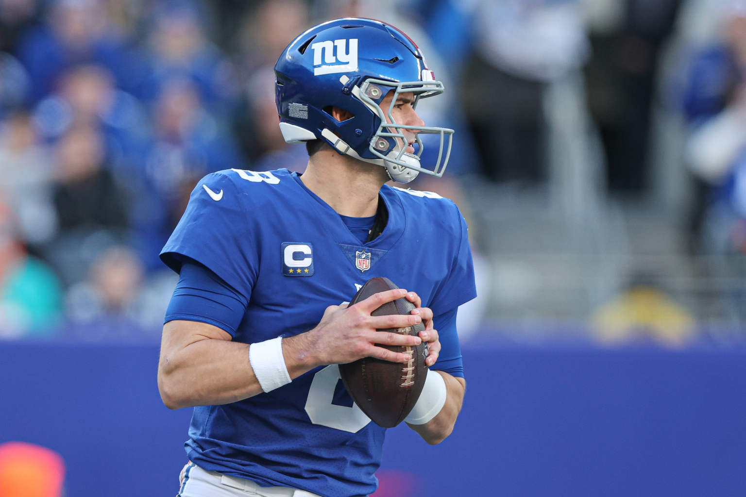 Daniel Jones Avoids Franchise Tag And Lands Massive $160 Extension From ...