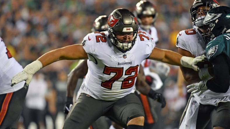 Oct 14, 2021; Philadelphia, Pennsylvania, USA; Tampa Bay Buccaneers offensive tackle Josh Wells (72) against the Philadelphia Eagles at Lincoln Financial Field. Mandatory Credit: Eric Hartline-USA TODAY Sports