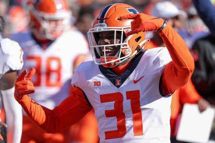 Illinois Fighting Illini defensive back Devon Witherspoon (31) was a zero-star recruit out of high school. Will he be the first DB drafted in 2023? Mandatory Credit: Matt Krohn-USA TODAY Sports