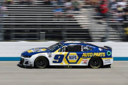 May 2, 2022; Dover, Delaware, USA; NASCAR Cup Series driver Chase Elliott (9) races during the DuraMAX Drydene 400 at Dover Motor Speedway. Mandatory Credit: Matthew OHaren-USA TODAY Sports