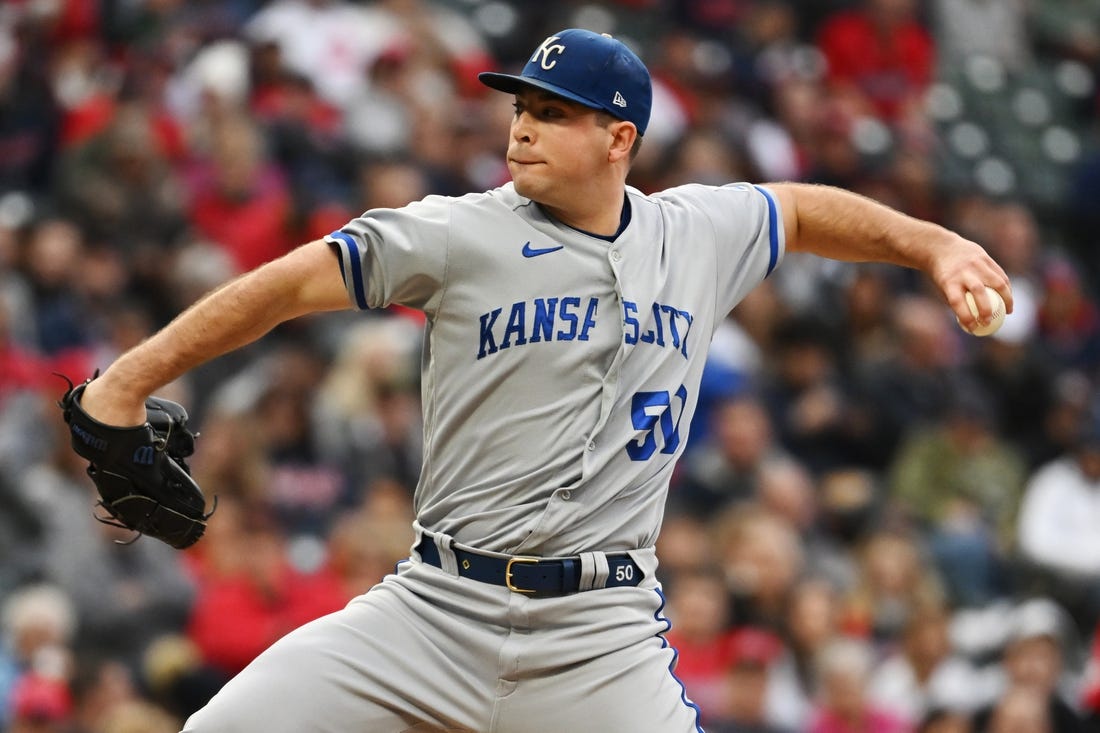 Kansas City Royals beat San Francisco Giants 3-1