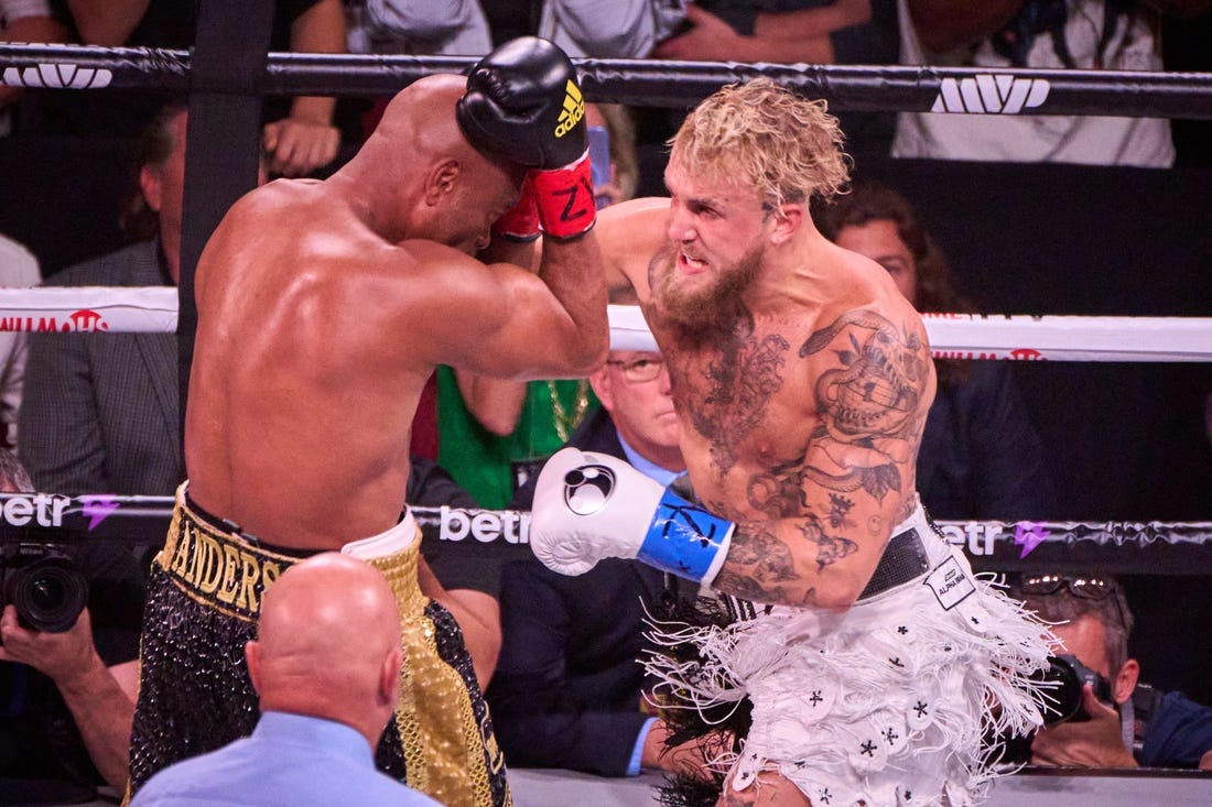 Jake Paul throws a punch at Anderson Silva during their match at Desert Diamond Arena in Glendale, on Saturday, Oct. 29, 2022.

Jake Paul V Anderson Silva