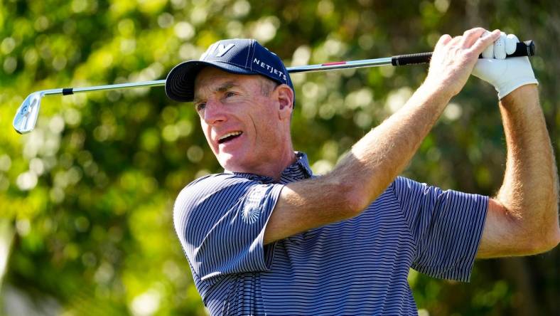 Nov 13, 2022; Phoenix, AZ, USA; Jim Furyk plays his tee shot on the second hole during the final round of the Charles Schwab Cup Championship at Phoenix Country Club. Mandatory Credit: Rob Schumacher/Arizona Republic-USA TODAY NETWORK